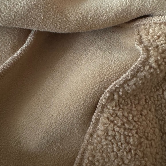 Uniqlo Fleece Teddy Zip Jacket small - Picture 7 of 7